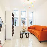 Bonne Nouvelle Hotel