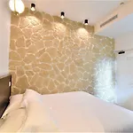 Bonne Nouvelle 3*