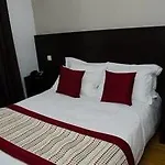 Bonne Nouvelle Hotel 3*