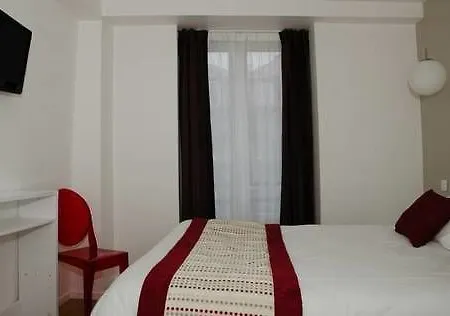 Bonne Nouvelle Hotel 3*