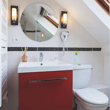 Отель Bonne Nouvelle 3*