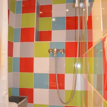 Bonne Nouvelle Hotel 3*