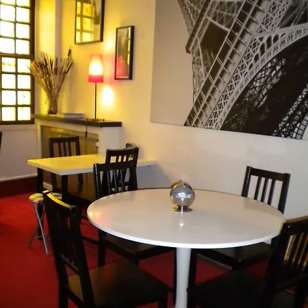 Bonne Nouvelle Hotel