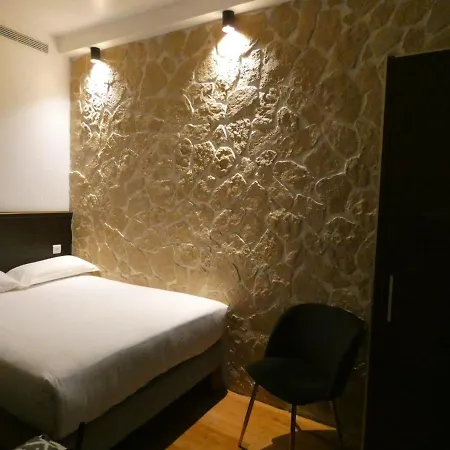 Bonne Nouvelle 3* París