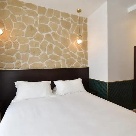 Bonne Nouvelle Hotel