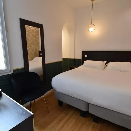 Bonne Nouvelle 3* Paryż